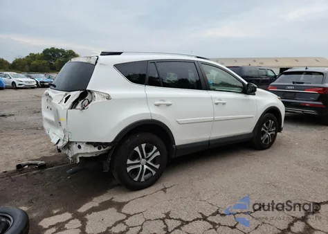 2018 Toyota Rav4 Le z USA, uszkodzony, nr VIN JTMBFREV2JJ727183